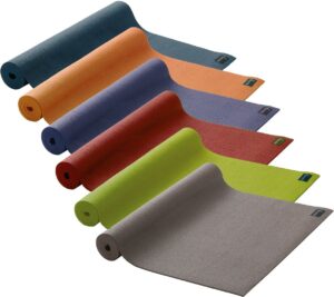Yoga mat van Ako in seven kleuren